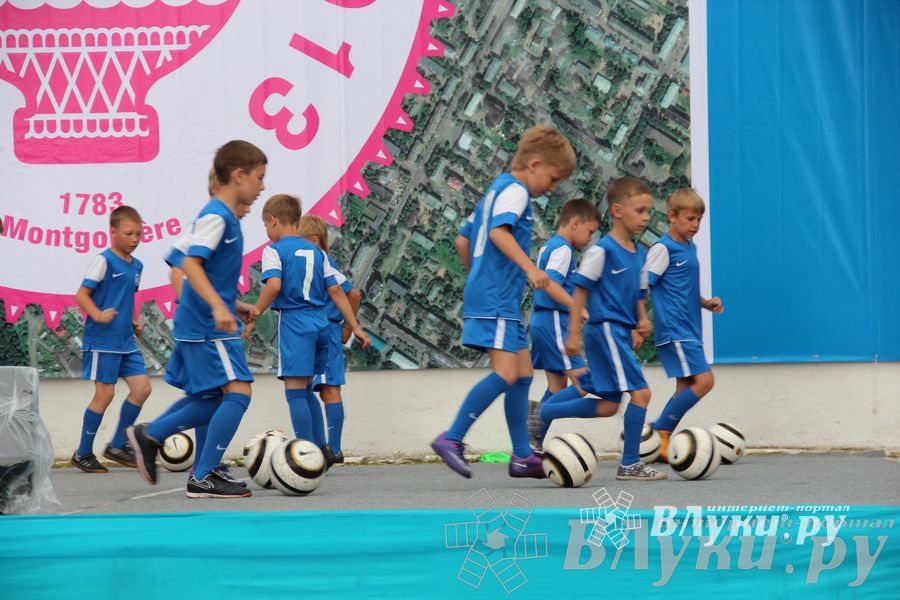 Открытие 18-й Международной встречи воздухоплавателей в Великих Луках