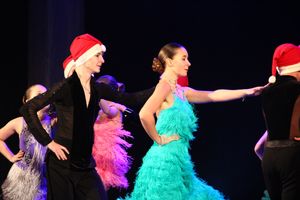 В ГДК им. Ленина встречают Новый год (ФОТО)