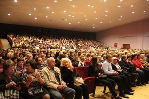В Великих Луках прошел концерт Анастасии Спиридоновой (ФОТО)