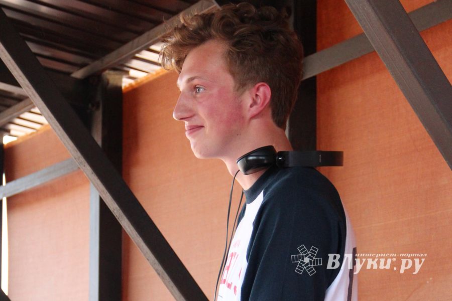 «ORIGINAL BBOYS CYPHERS» в Великих Луках (ФОТО+ВИДЕО)