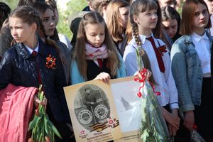 Юные великолучане почтили память бойцов Великой войны (ФОТО)