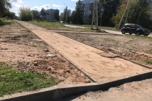 На ул. Пескарёва наконец появится тротуар (ФОТО)