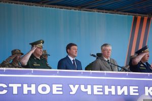 Андрей Турчак и Владимир Шаманов поприветствовали участников учений «Взаимодействие — 2015» (фото)