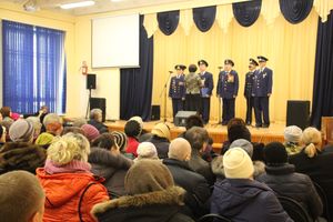 Слабовидящих великолучан поздравили с Международным днём инвалидов (ФОТО)