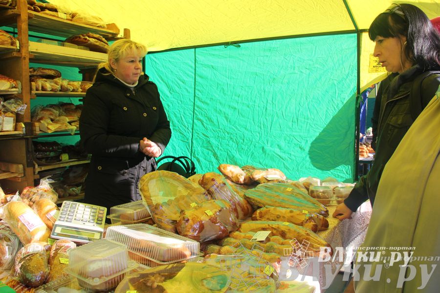 Традиционная весенняя ярмарка прошла в Великих Луках