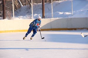 Великолукский хоккей: много забитых шайб и немного потасовок и разбитых лиц (фото)