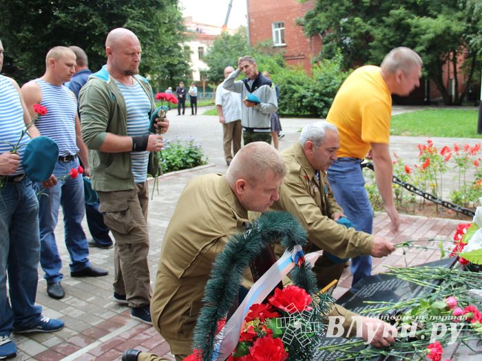 В Великих Луках начались мероприятия, посвященные Дню ВДВ (ФОТО)