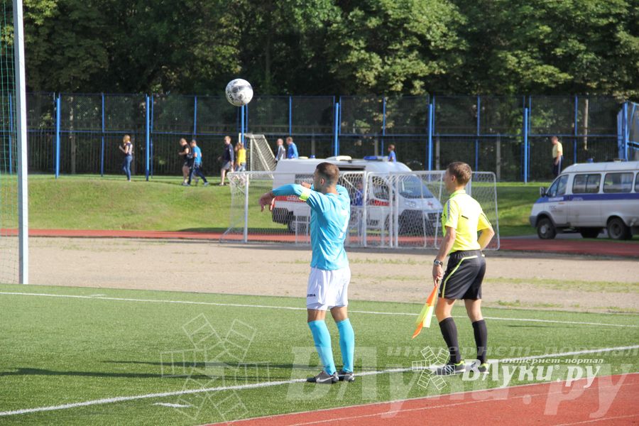 «Луки-Энергия» - «Петербург»