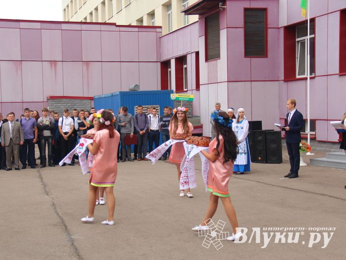 ВГСХА встретила первокурсников пирогами (ФОТО)