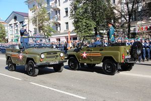 Военный парад в Великих Луках, часть II (ФОТО)