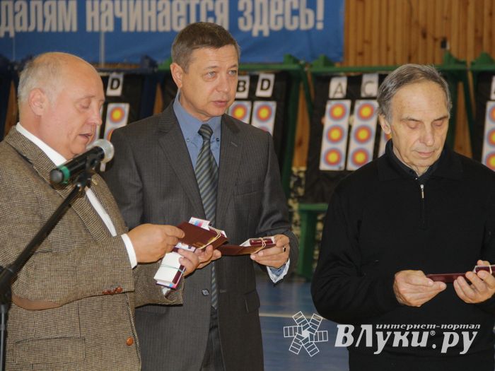 В Великих Луках стартовали всероссийские соревнования по стрельбе из лука «Надежда России» (ФОТО)