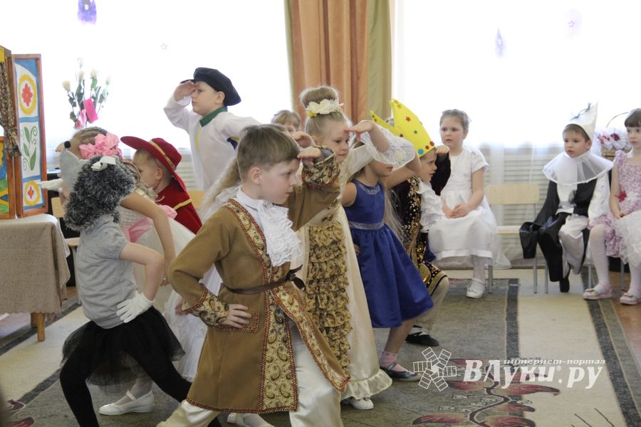 8 марта в саду 26