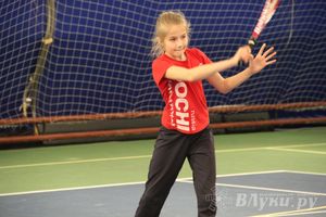 В СК «Ника» проходит открытый городской турнир по большому теннису (фото)