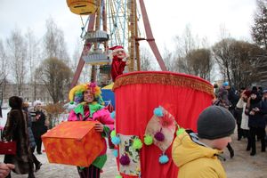 Широко отметили Масленицу в Великих Луках (ФОТО)