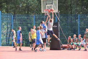 В Великих Луках прошли спортивные мероприятия, приуроченные ко Дню физкультурника (ФОТО)