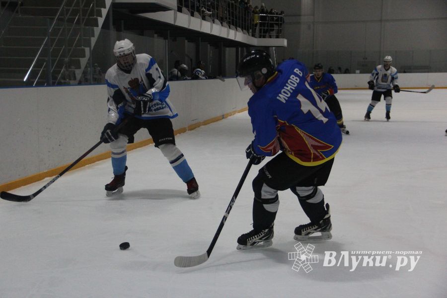 Хоккейная встреча «ЛукиСпорт» — «Барсы» состоялась в «Айсберге» (ФОТО)
