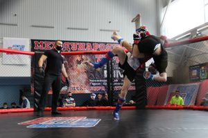 В Великих Луках прошел кубок по смешанному боевому единоборству (ФОТО)