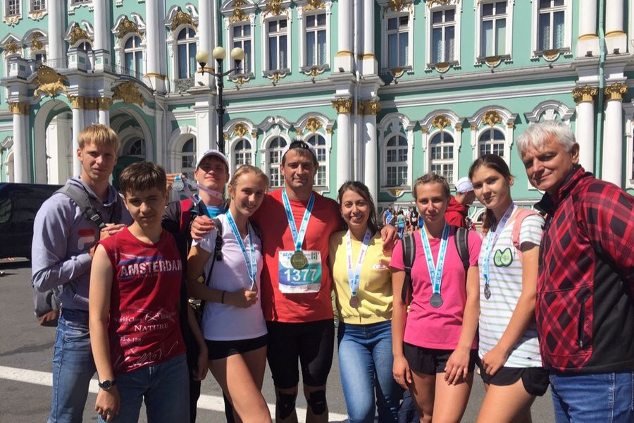 Великолучане приняли участие в ХХХ Международном марафоне «Белые ночи» (ФОТО)