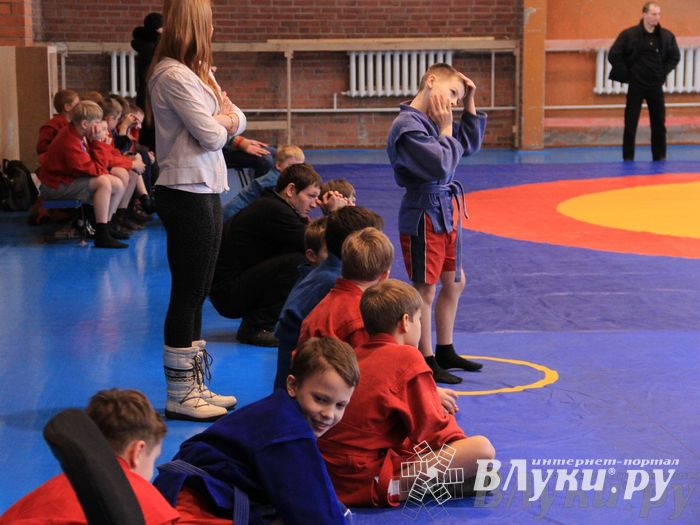 Состоялось Открытое первенство города Великие Луки по борьбе самбо