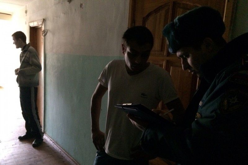 Профилактический рейд в Великих Луках провели сотрудники ОНД (ФОТО)