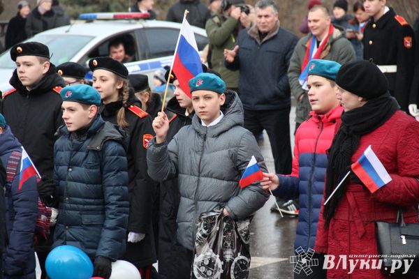 В Великих Луках отметили День народного единства (ФОТО)