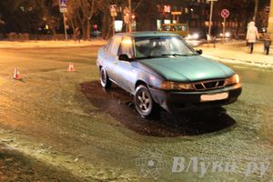 ​В Великих Луках водитель, лишенный прав, сбил женщину на пешеходном переходе (ФОТО)