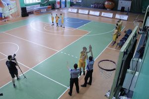 В Великих Луках состоялся финал «Кэс-Баскет»