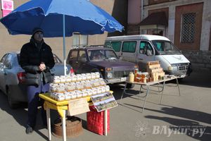 Универсальная торговая ярмарка «Весна-2015» прошла в Великих Луках (фото)