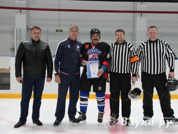 Великолукская команда «Экспресс 40+» дебютировал в НХЛ (ФОТО)