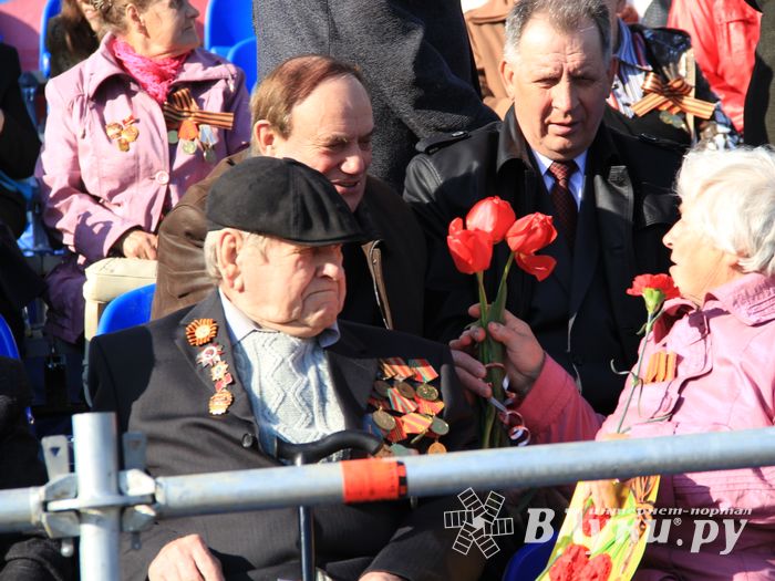 Великие Луки отмечают День Победы