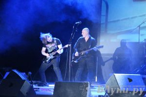 В Великих Луках состоялся концерт Дениса Майданова