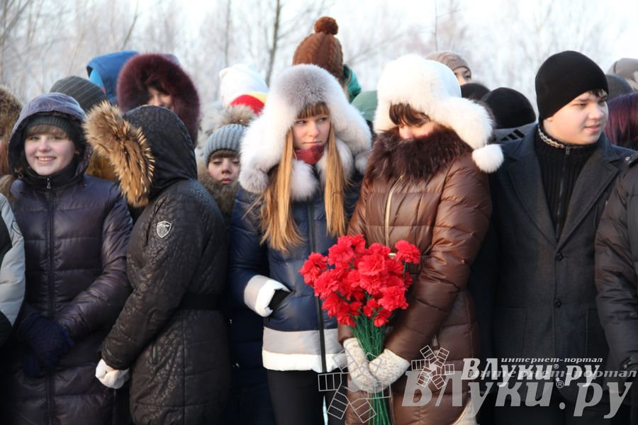 Торжественные мероприятия, посвященные 71-й годовщине освобождения Великих Лук от немецко-фашистских захватчиков (фото)