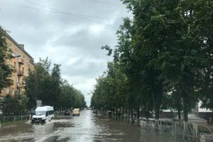 Великие Луки вновь подтопило (ФОТО; ВИДЕО)