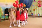 В детских садах Великих Лук проходят утренники к 8 марта (ФОТО)
