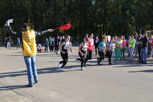 Легкоатлетический осенний кросс прошел в Великих Луках (фоторепортаж)