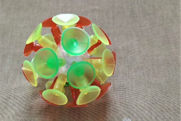 В псковскую инфекционку стало поступать больше пациентов в тяжёлом состоянии