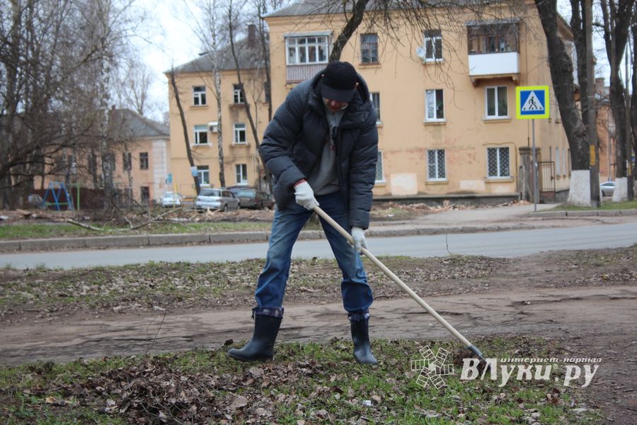 Городские СМИ провели субботник (ФОТО)