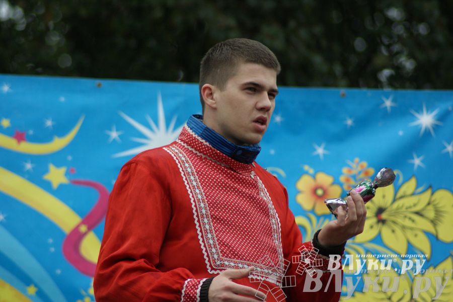 ​Универсальная торговая ярмарка «Осень – 2014» состоялась  в Великих Луках