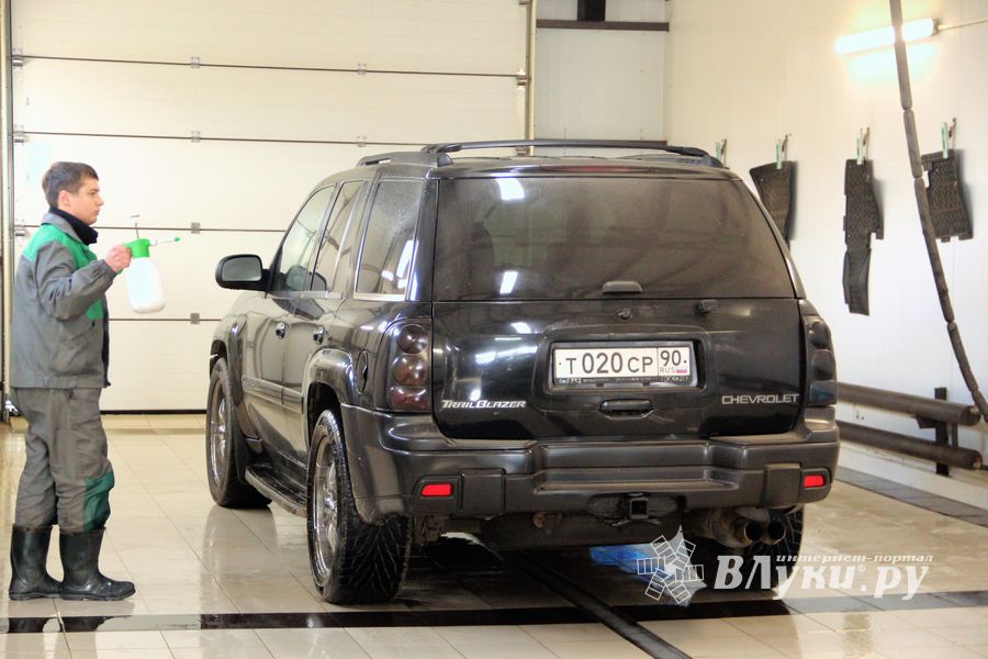 Где в Великих Луках превращают железных коней в белых лебедей (ФОТО)