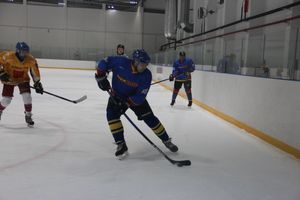 Великолукские хоккейные клубы провели матч в рамках чемпионата города (ФОТО)