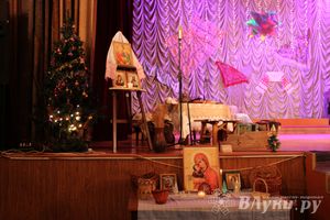  Рождественский концерт ансамбля «Заряница» прошел в Великих Луках (фото)