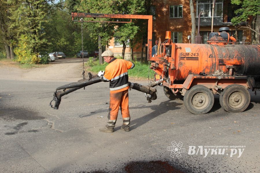 На Нелидовской затруднено движение (ФОТО)