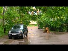 Импульс-ТВ: Провал асфальта во дворе дома 29 по проспекту Ленина