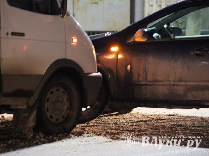 В Великих Луках произошло ДТП(ФОТО)