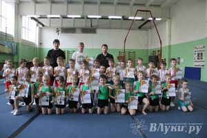 В Великих Луках состоялось Первенство по командной гимнастике (фото)