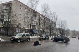 ДТП на проспекте Гагарина в Великих Луках (ФОТО)