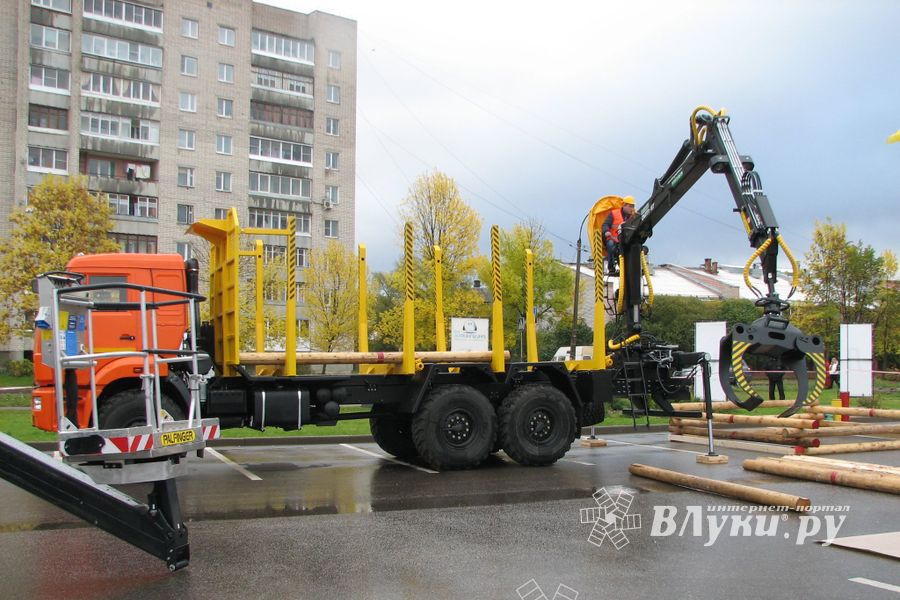 Международный конкурс профессионального мастерства «Лучший оператор гидроманипулятора – 2014»