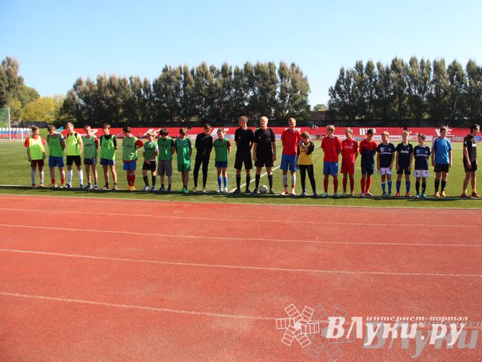 В Великих Луках завершился открытый турнир по футболу памяти М. Ф. Хренова (фото)