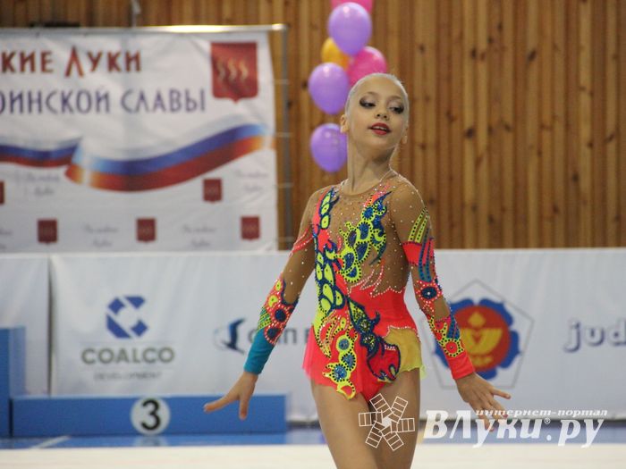 ​В Великих Луках проходит Открытое Первенство по художественной гимнастике (ФОТО) (0+)
