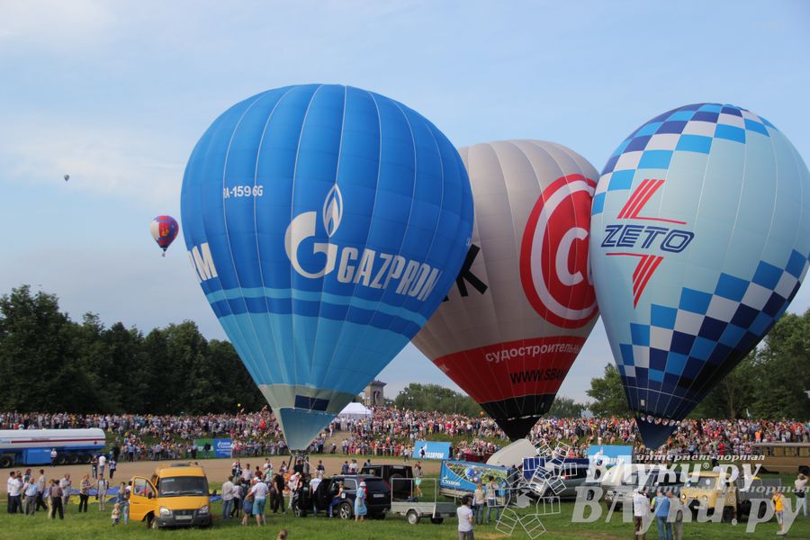 Открытие 19-й Международной встречи воздухоплавателей в Великих Луках